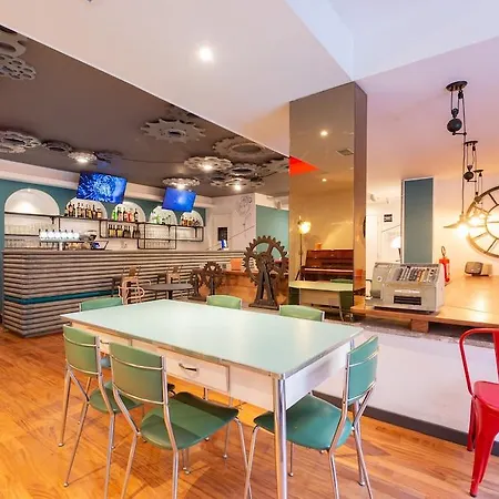 Edera Otel Roma