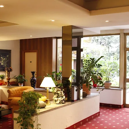 Otel Edera 3*