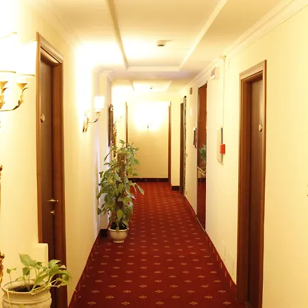 Edera Otel