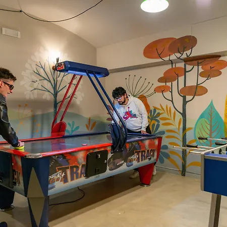 Edera Otel Roma