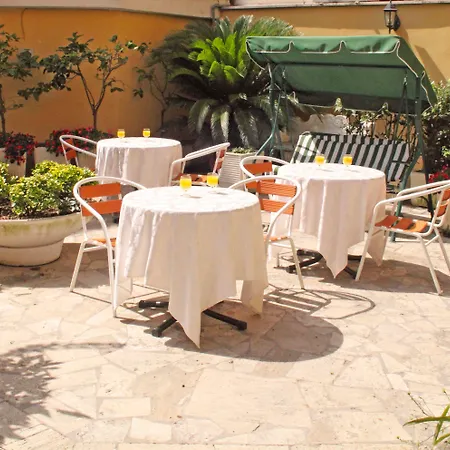 Hotel Edera 3*