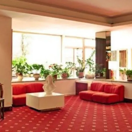 Edera Hotel 3*